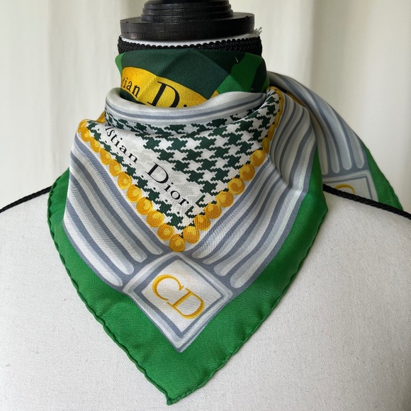 Rare Christian Dior Vintage Silk Scarf – “Le New Look” / Miss Dior Tribute - Picture 2 of 10